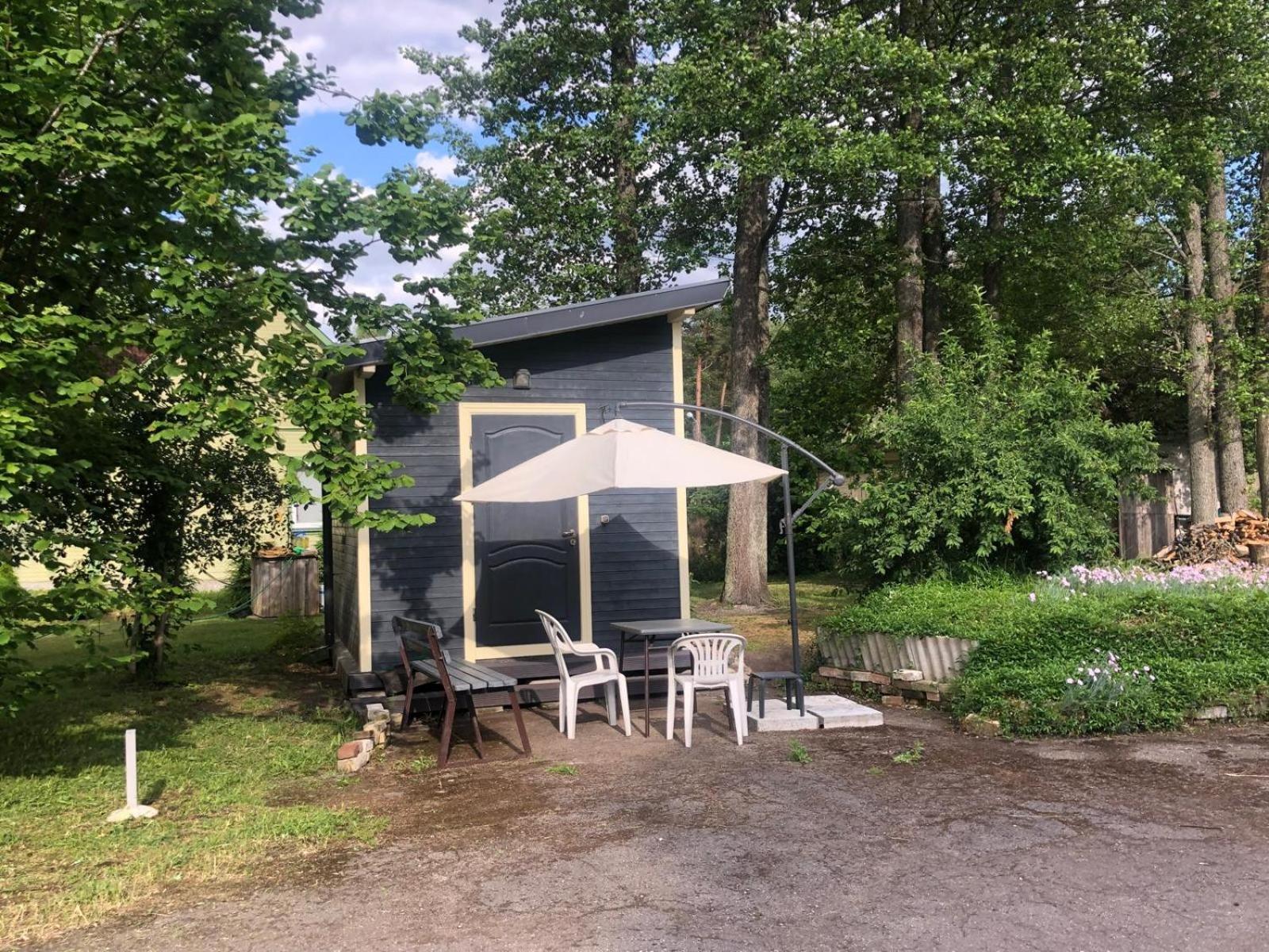 Jūrkalne Melluzi Cottage מראה חיצוני תמונה