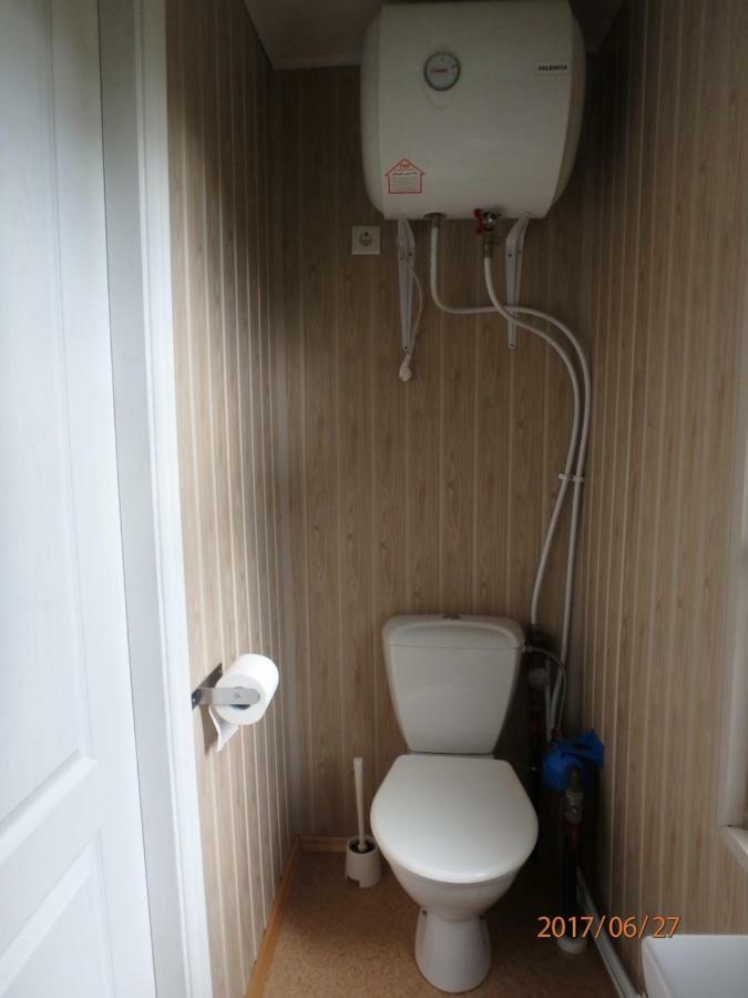 Jūrkalne Melluzi Cottage מראה חיצוני תמונה